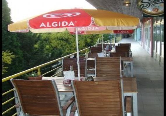 Komló étterem szilveszter